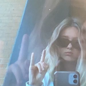 Meet your Posher, Madison